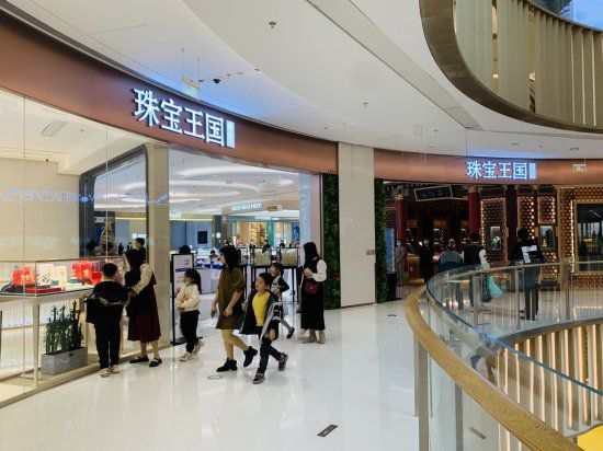 “花语花韵”主题的花艺沙龙(图2)