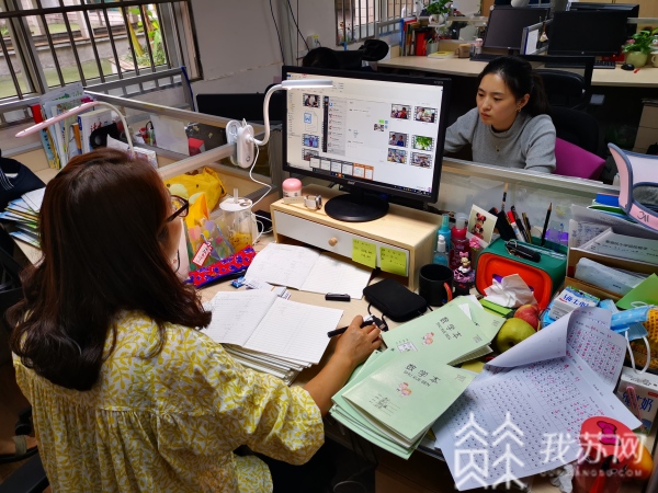 教师节现场目击：鲜花礼品看不到 节日祝福并不少(图3)