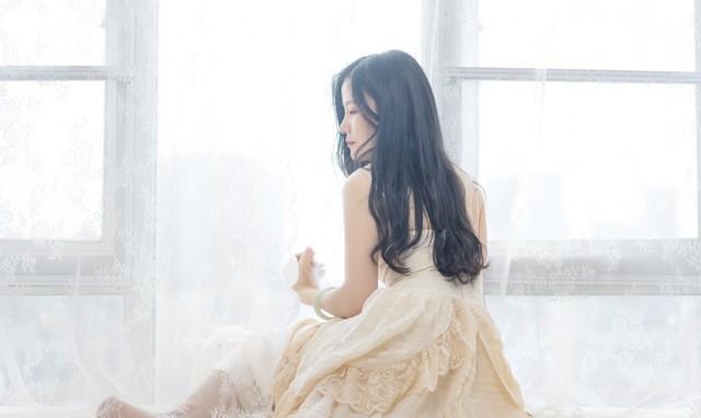 想“搞定”喜欢的女人送她这3样东西很管用(图4)