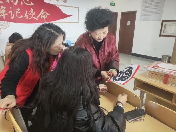 青岛市崂山区王哥庄街道妇联开展基层妇女提质赋能系列培训(图4)