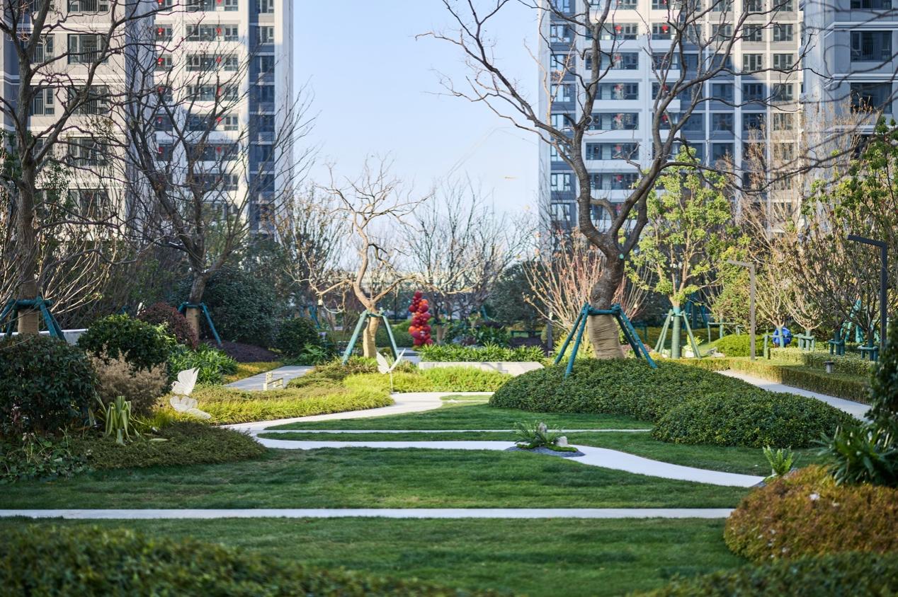 这个年底交付的小区 兑现了度假住宅景观(图9)