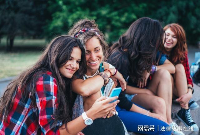 跨越距离的送花之旅：给外地朋友送花的方法与技巧(图3)