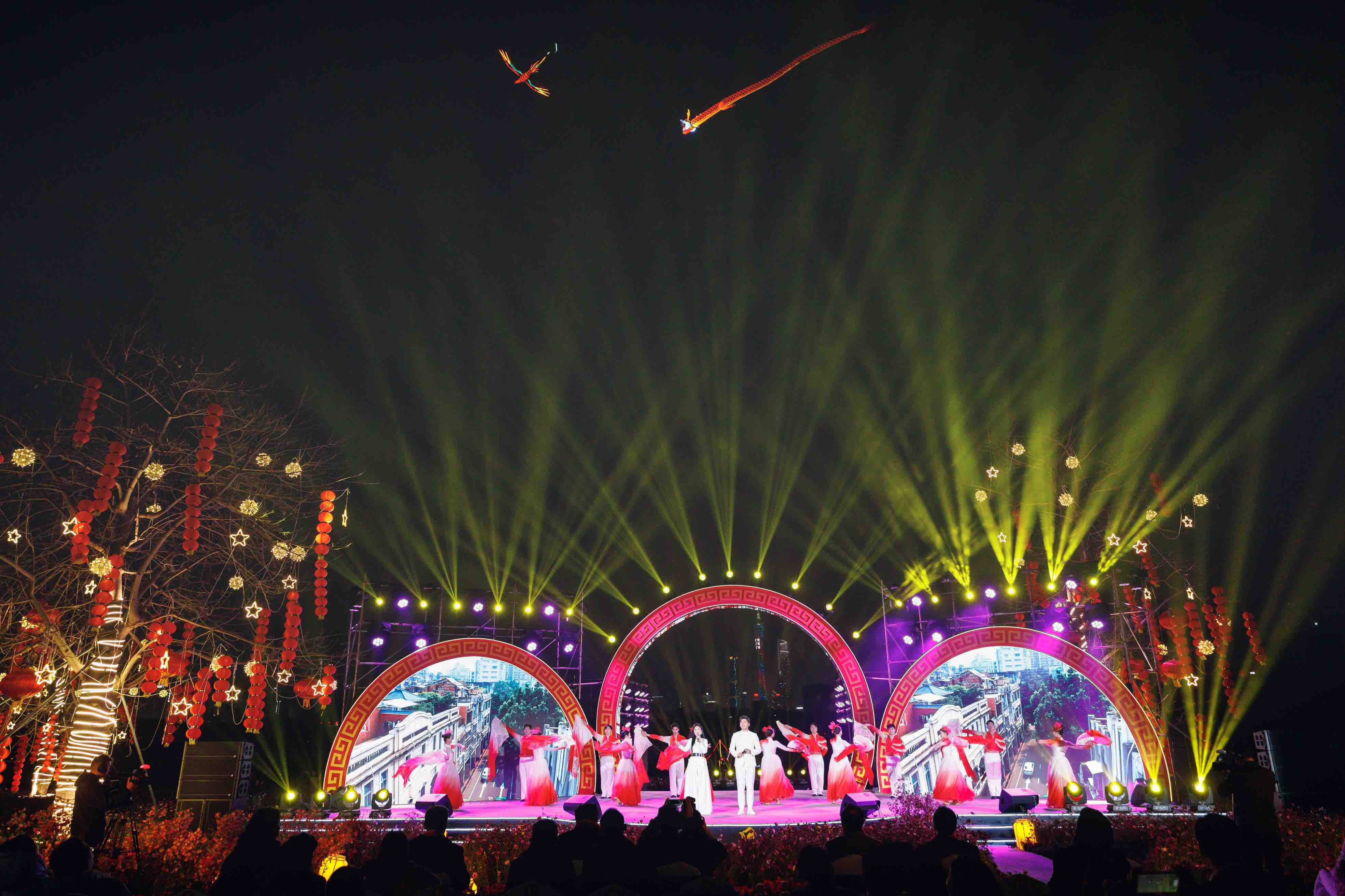 一场浪漫的“花开盛宴”！广州海珠湿地元宵晚会温馨上演(图2)