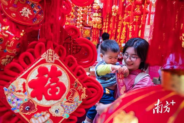 图集｜春节已过年味犹存盘点广东最出圈的年味瞬间(图2)