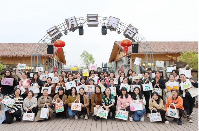 广西建工一建集团开展多姿多彩三八妇女节活动(图8)