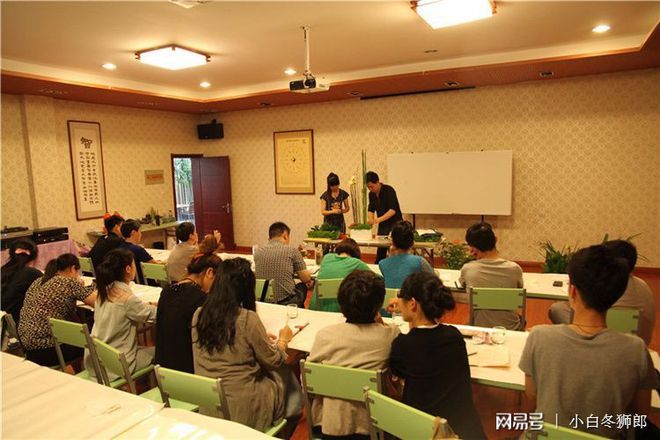 山东花艺培训学校排名上线 点击下载你心仪的花艺学校(图2)