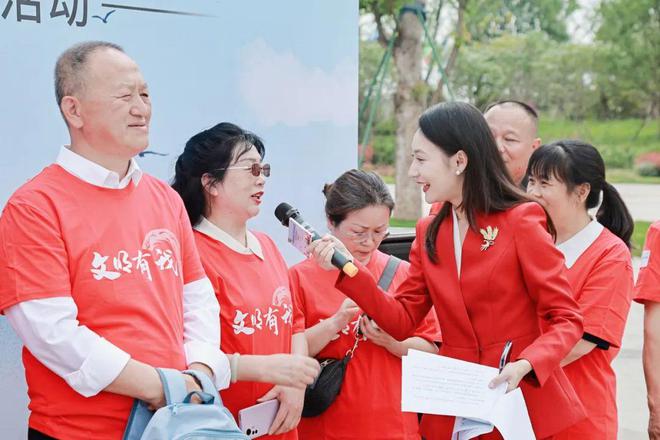 道德模范游世园会主会场共同发起文明游览倡议(图3)