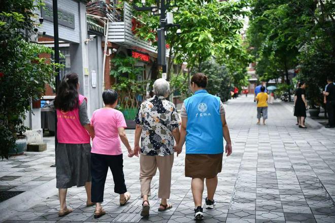 发挥“联”字优势！广东省各级妇联织密服务基层妇儿“巾帼网”(图5)
