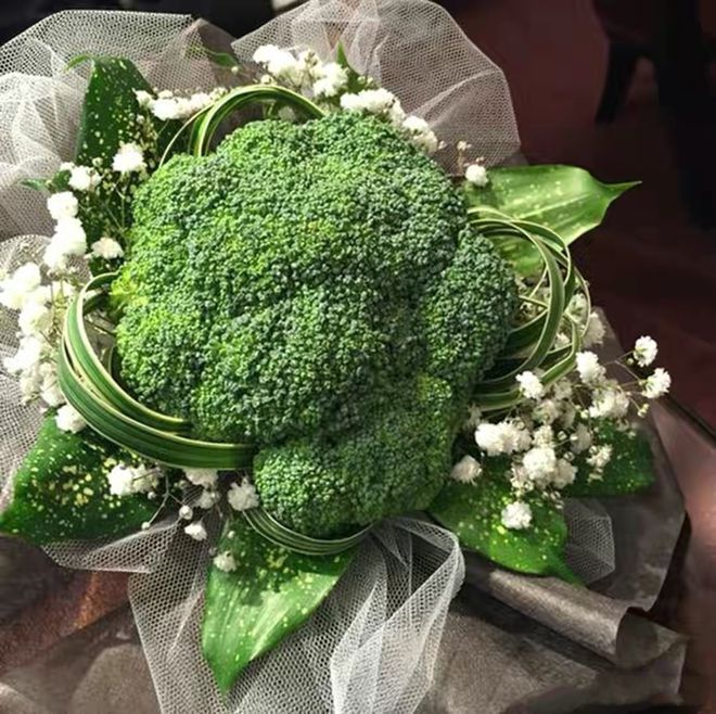 大年初三遇上情人节玫瑰花换风格好吃还温馨这个礼物太实惠(图6)